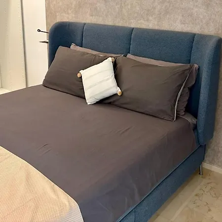 Apartamento Seafront On Spinola Bay Adult Couples Only Aged 30
