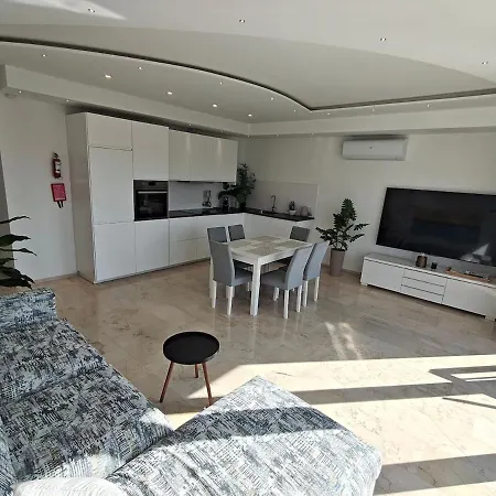 Seafront On Spinola Bay Adult Couples Only Aged 30